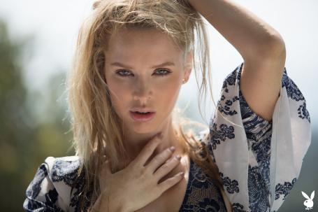 image hosted at ImgTaxi.com