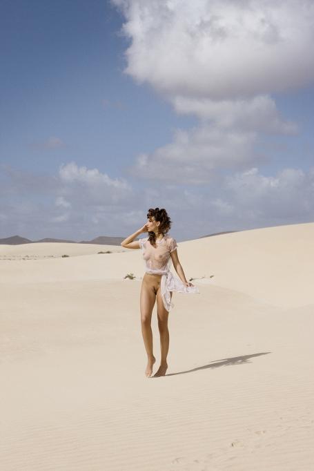 image hosted at ImgTaxi.com