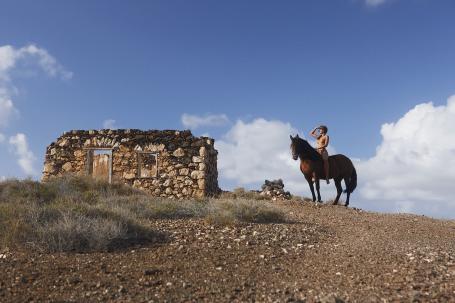 image hosted at ImgTaxi.com