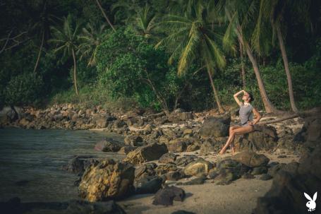 image hosted at ImgTaxi.com