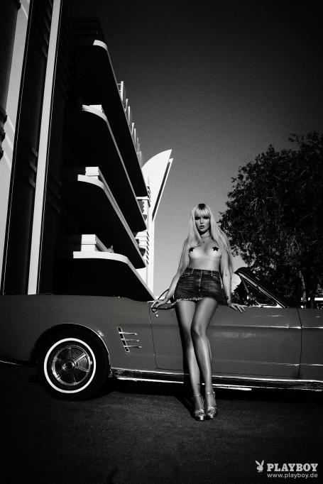 image hosted at ImgTaxi.com