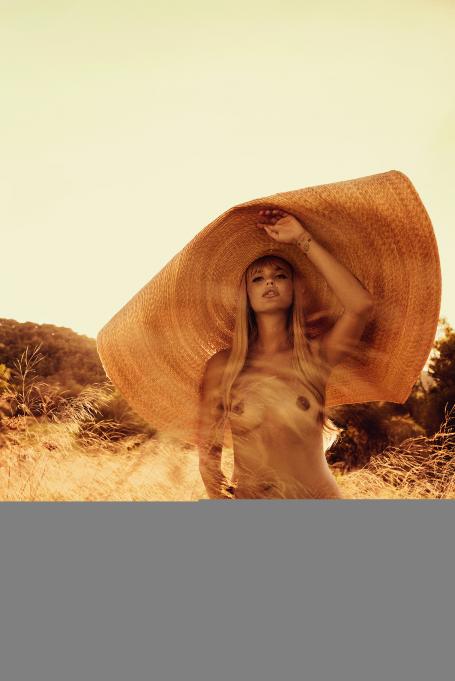 image hosted at ImgTaxi.com