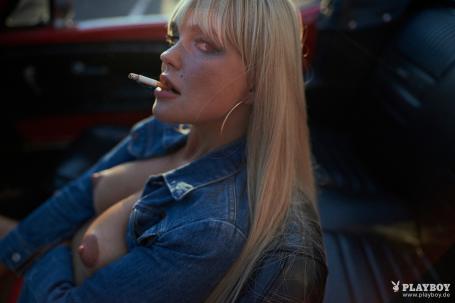 image hosted at ImgTaxi.com