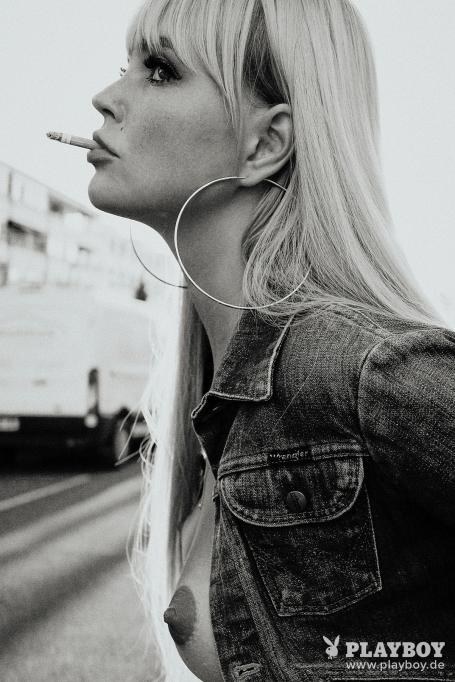 image hosted at ImgTaxi.com