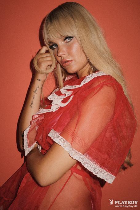 image hosted at ImgTaxi.com