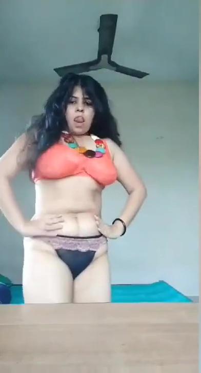 Sonali Banerjee in Bikini Dancing & Showing Hairy Armpits - Desi Models /  Webcam-girls / Lust Web Movies here. - DropMMS