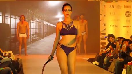 image hosted at ImgTaxi.com