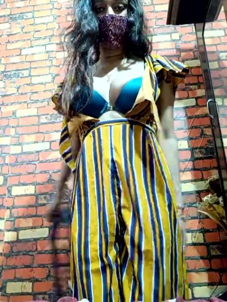 image hosted at ImgTaxi.com