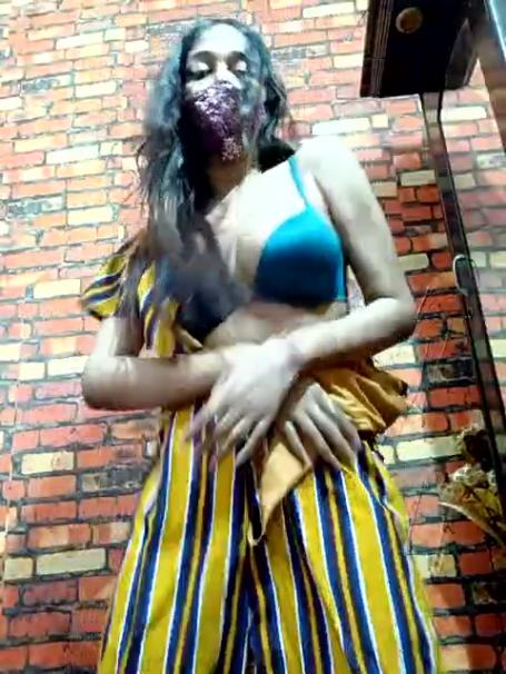 image hosted at ImgTaxi.com