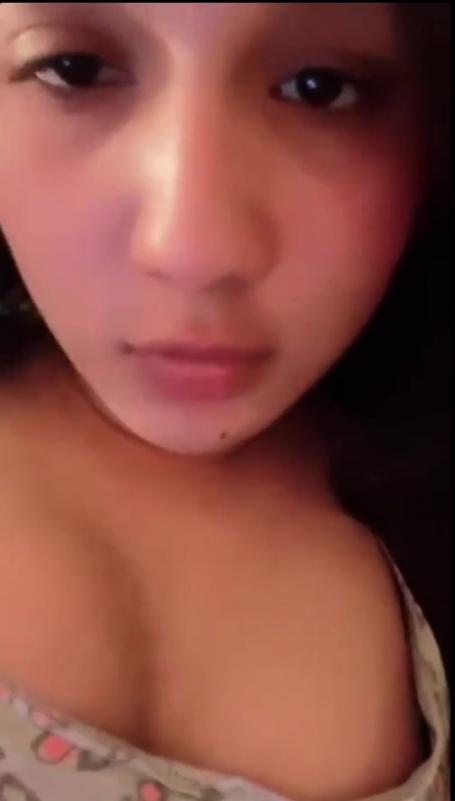 Horny Diba Moni Showing Cleavage in Black Bra on Insta Live Live  