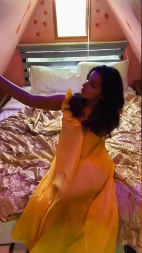 image hosted at ImgTaxi.com