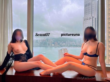 image hosted at ImgTaxi.com