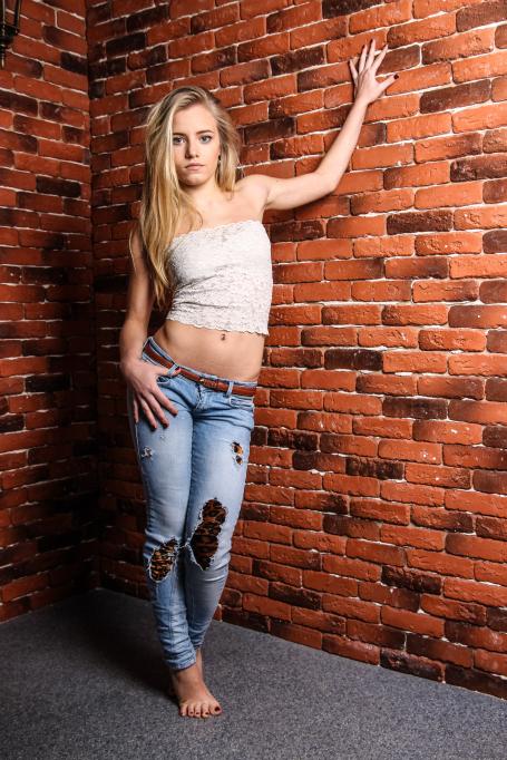 [Image: 68fdf63ede3e0.jpg]