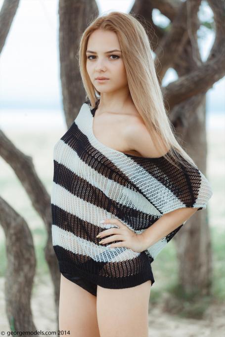 [Image: 68fdf7b25b0c1.jpg]