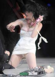 tn-katy-perry-nipple-slip-hq-01.jpg image hosted at ImgTaxi.com