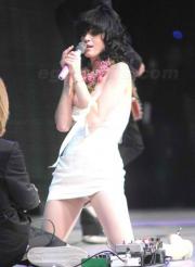 tn-katy-perry-nipple-slip-hq-02.jpg image hosted at ImgTaxi.com