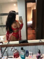 chloe_khan_14.jpg image hosted at ImgTaxi.com