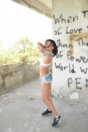 060.jpg image hosted at ImgTaxi.com