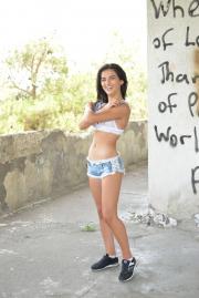 071.jpg image hosted at ImgTaxi.com