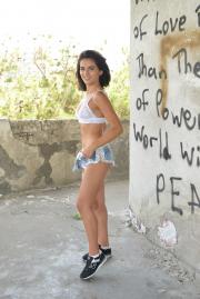 094.jpg image hosted at ImgTaxi.com