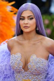 Kylie%20Jenner%20-%202019%20Met%20Gala%20in%20NYC%205%206%2019%20%20(17).jpg image hosted at ImgTaxi.com