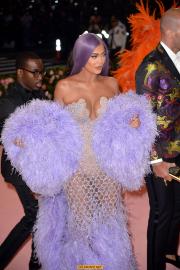 Kylie%20Jenner%20-%202019%20Met%20Gala%20in%20NYC%205%206%2019%20%20(23).jpg image hosted at ImgTaxi.com