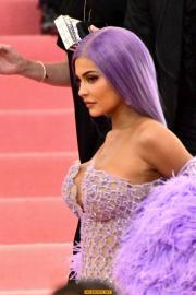 Kylie%20Jenner%20-%202019%20Met%20Gala%20in%20NYC%205%206%2019%20%20(33).jpg image hosted at ImgTaxi.com