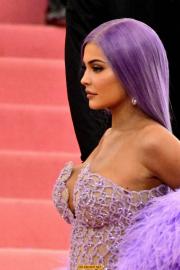 Kylie%20Jenner%20-%202019%20Met%20Gala%20in%20NYC%205%206%2019%20%20(37).jpg image hosted at ImgTaxi.com