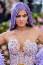 Kylie%20Jenner%20-%202019%20Met%20Gala%20in%20NYC%205%206%2019%20%20(39).jpg image hosted at ImgTaxi.com