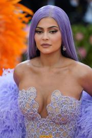 Kylie%20Jenner%20-%202019%20Met%20Gala%20in%20NYC%205%206%2019%20%20(40).jpg image hosted at ImgTaxi.com