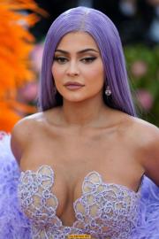 Kylie%20Jenner%20-%202019%20Met%20Gala%20in%20NYC%205%206%2019%20%20(45).jpg image hosted at ImgTaxi.com