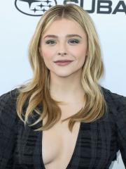 Chloe-Grace-Moretz-Sexy-TheFappeningBlog.com-7.jpg image hosted at ImgTaxi.com