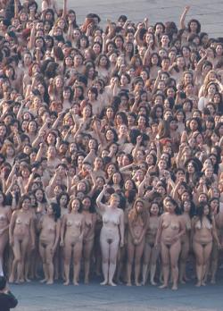 spencer tunick en mexico 12.jpg image hosted at ImgTaxi.com