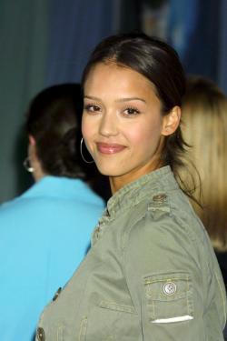 Jessica Alba 003 (60).jpg image hosted at ImgTaxi.com