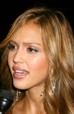 Jessica Alba 001 (50).jpg image hosted at ImgTaxi.com