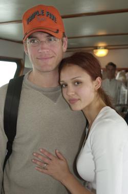 Jessica Alba 003 (115).jpg image hosted at ImgTaxi.com