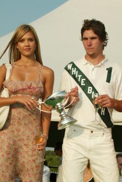 Jessica Alba 003 (164).jpg image hosted at ImgTaxi.com