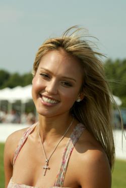 Jessica Alba 003 (180).jpg image hosted at ImgTaxi.com