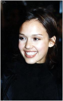 Jessica Alba 002 (98).jpg image hosted at ImgTaxi.com