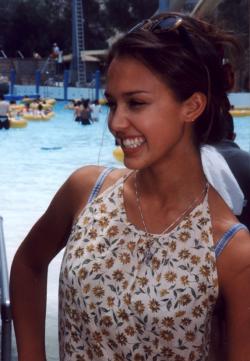 Jessica Alba 002 (130).jpg image hosted at ImgTaxi.com