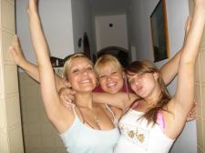 Paula Capechi - 2009 (40).jpg image hosted at ImgTaxi.com