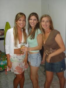 Vanessa Selle e Amigas Gauchas 2009.jpg image hosted at ImgTaxi.com