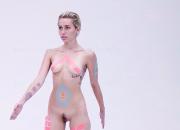 nude miley cyrus picture