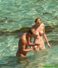Nudismo 2020 - 100KB - 02 (2).jpg image hosted at ImgTaxi.com