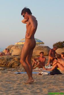 Nudismo 2020 - 100KB - 07 (79).jpg image hosted at ImgTaxi.com
