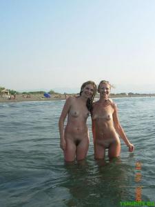 Nudismo 2020 - 100KB - 20 (157).jpg image hosted at ImgTaxi.com