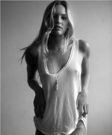 CSblackwhitetopless003.jpg image hosted at ImgTaxi.com