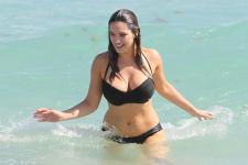 KBbikinicandid0661.jpg image hosted at ImgTaxi.com