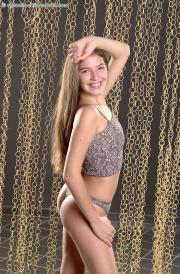 Antonia41_016.jpg image hosted at ImgTaxi.com