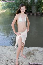 CM-142-01.jpg image hosted at ImgTaxi.com
